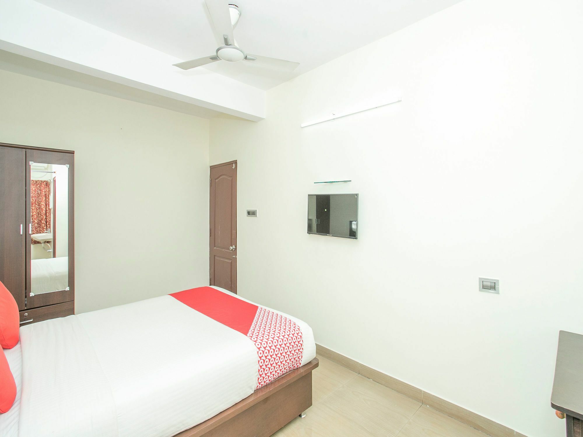 Oyo 13170 Victory Suites Bengaluru Zewnętrze zdjęcie