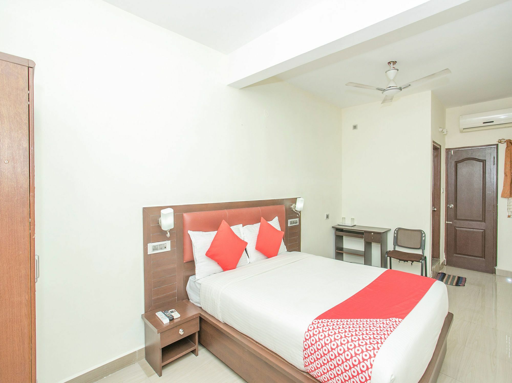 Oyo 13170 Victory Suites Bengaluru Zewnętrze zdjęcie